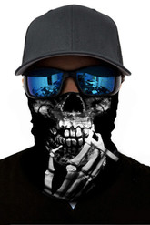 Зомби - Черная бандана с принтом курящего скелета
